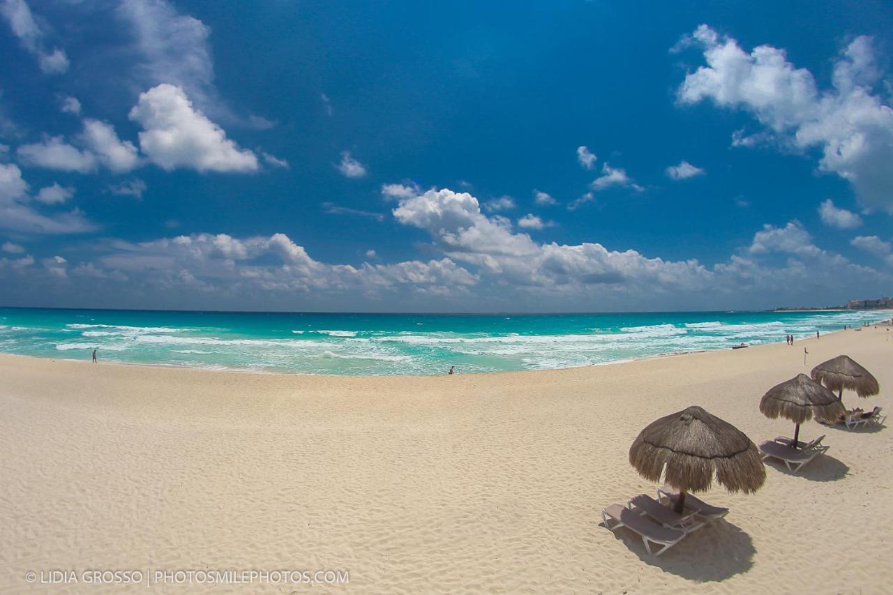Apartment On The Beach With Terrace Ocean View, Brisas Cancun 01 By Beach & Ocean Apartments Buitenkant foto