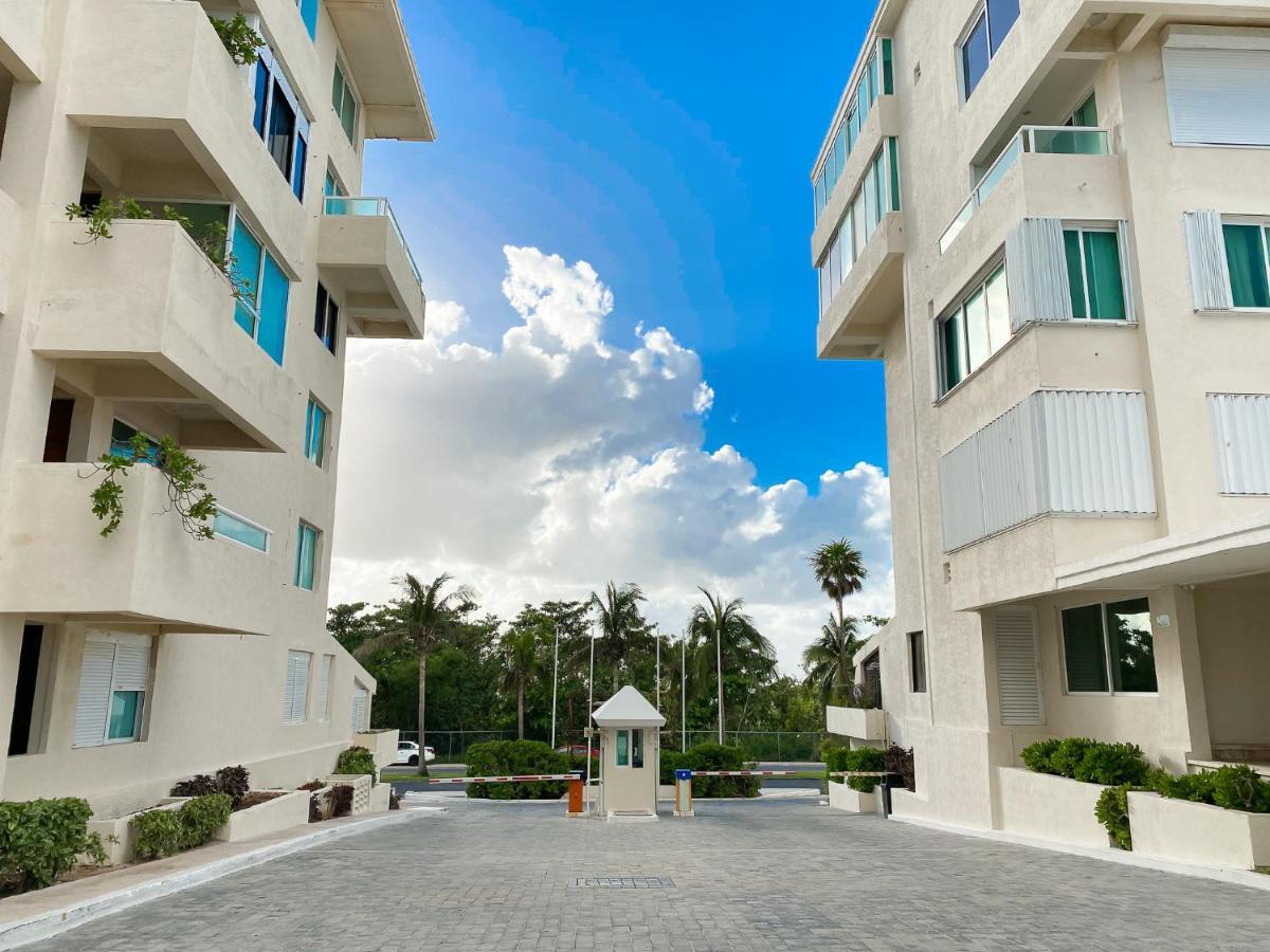 Apartment On The Beach With Terrace Ocean View, Brisas Cancun 01 By Beach & Ocean Apartments Buitenkant foto